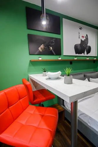 Facadoro Apartments - Image 1