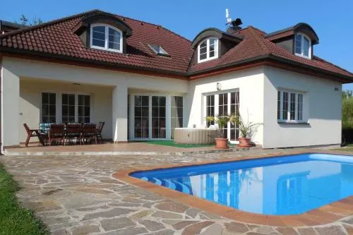 Welcome to our Luxury holiday house Vila Plana nad Luznici. - Image 1