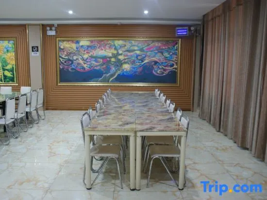 Jiayin Hotel (Heze Dingtao Bus Station) - Image 1