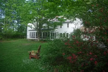 Old Story Farm Bed & Breakfast - Image 1