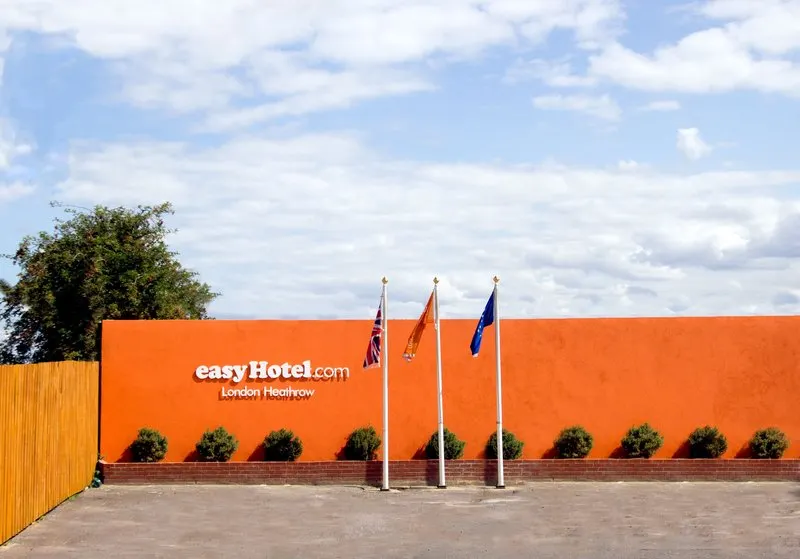 easyHotel London Heathrow - Image 1