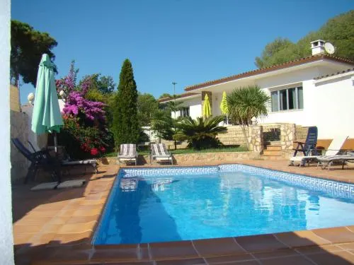 Villa Llierca - Image 1