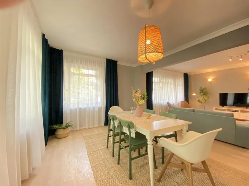 MISSAFIR Outstanding Flat with Stylish Interior and Excellent Location Close to Shopping Malls in Sisli - Image 1