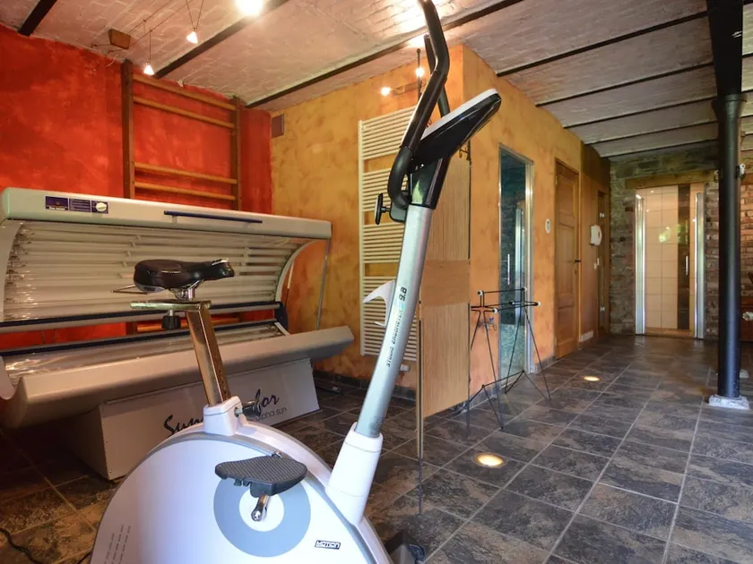 Well kept gite, short distance from the river and forest. - Image 1