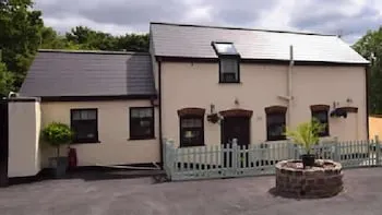 The Old Dairy B&B Lympstone - Image 1