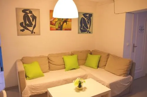 Apart and Benef - Image 1