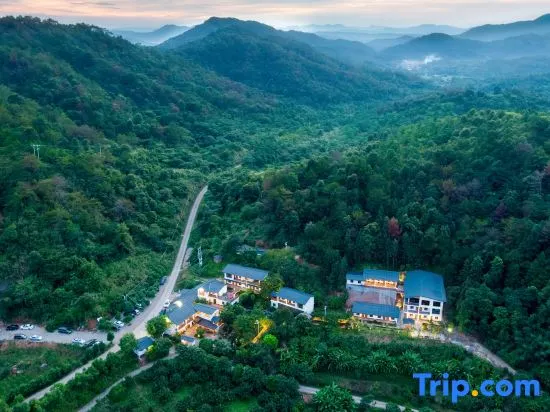 Lihua Wushe Hotel - Image 1