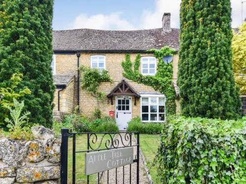 Appletree Cottage - Image 1