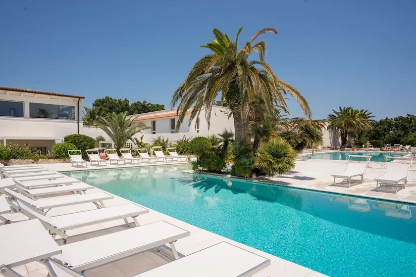 Ostuni a Mare - Image 1