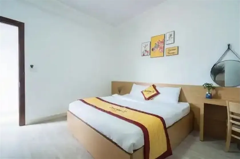 Phuong Thanh Hotel - Image 1