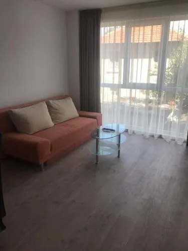 Imperial Garden Apartment - Image 1