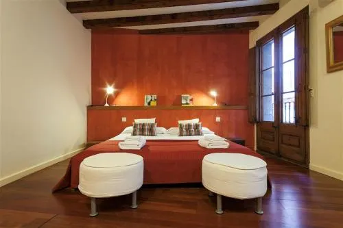 Friendly Rentals Manel - Image 1