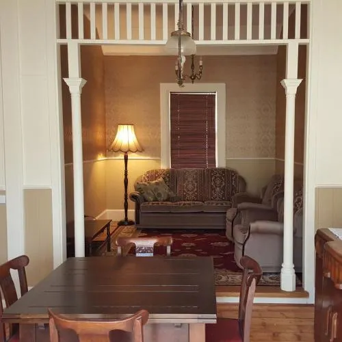 Mulberry Cottage Beechworth - Image 1