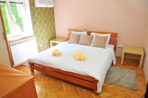 Sweet House Hostel - Image 1