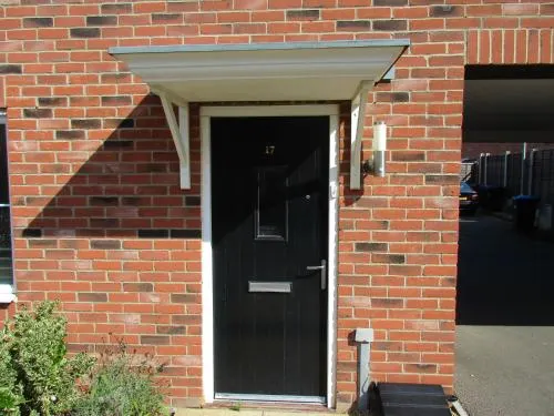 17 Aspen Road - Image 1
