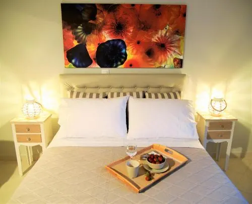 Daphne's Apartment - Image 1