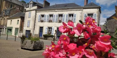 Chailland Home with a view - Image 1