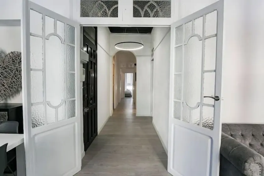 Remarkable 3 Bedroom Apartment in L'eixample - Image 1