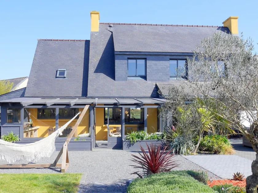 Holiday home with jacuzzi Guisseny - Image 1