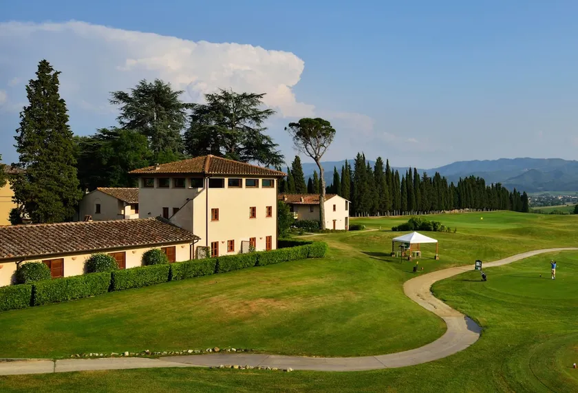 Una Poggio Dei Medici Golf Club - Image 1