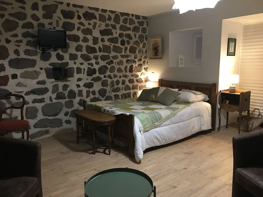 La Cadille - Image 1