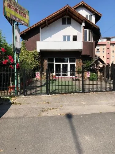 Pensiunea Residence - Image 1