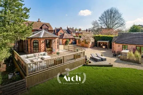 NEW Country House Staffordshire - Image 1