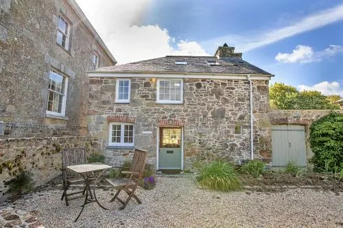 Finest Retreats The Laundry Cottage - Image 1