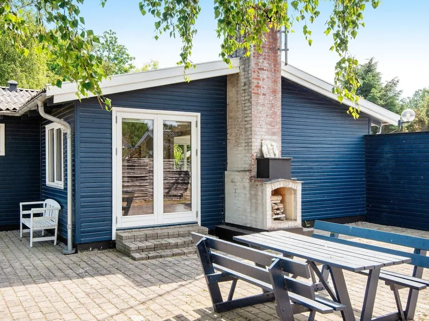 8 Person Holiday Home in Grenaa - Image 1