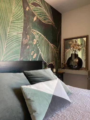 Chambre dans appartement avec vue sur le port - Image 1