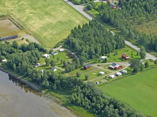 Holmset Camping And Fishing - Image 1