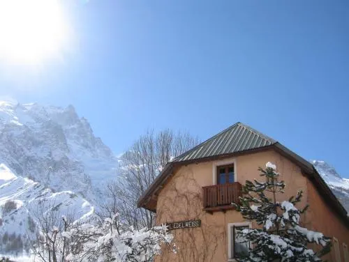 Hotel Auberge Edelweiss - Image 1