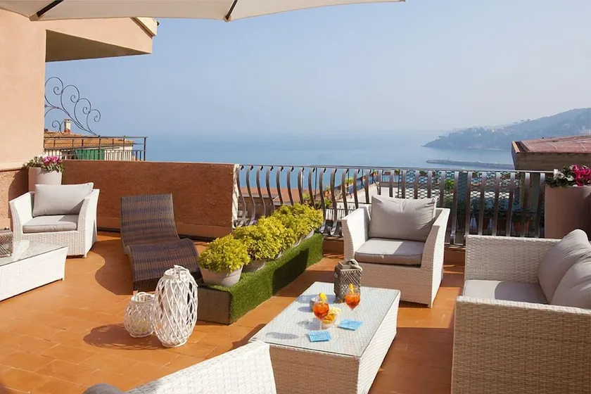 Rosso Malto hotel - Image 1