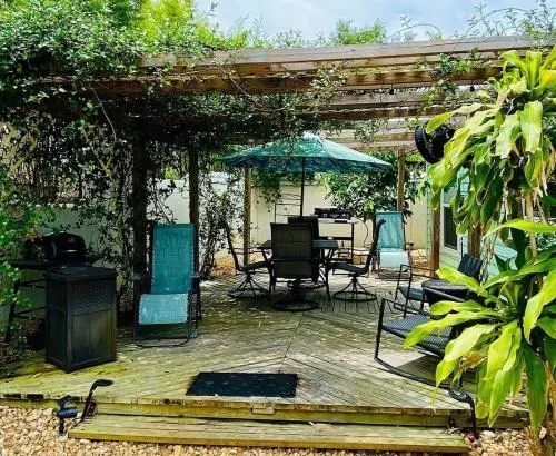 Clermont Cabanas - Image 1
