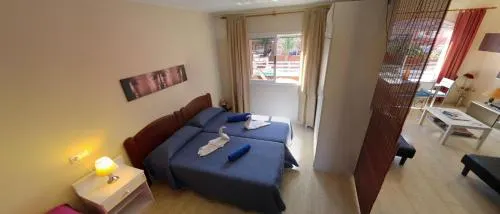 Romantic Sunny Apartment - Image 1
