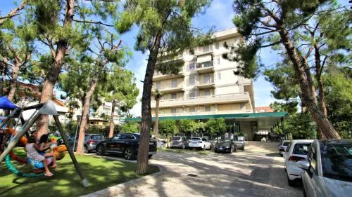 Hotel Pineta - Image 1