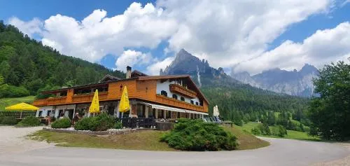 Chalet Pieren und Sports & Dolomiten - Image 1