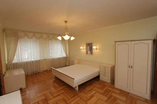 Riviera - Image 1