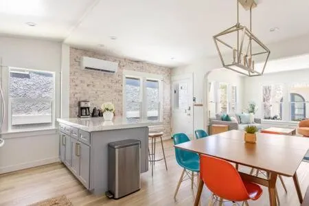 Beach Oasis for Families 2 Bd 1Ba Manhattan Beach - Image 1