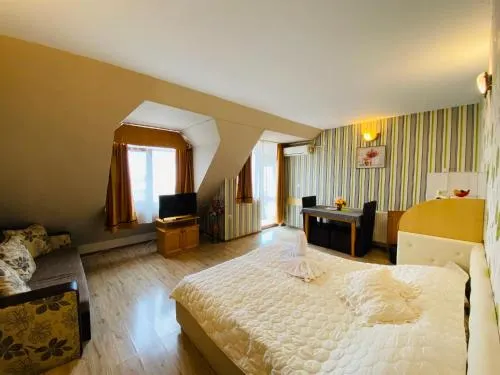 Hotel Svishtov - Image 1