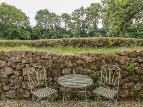 Lavender Cottage - Image 1