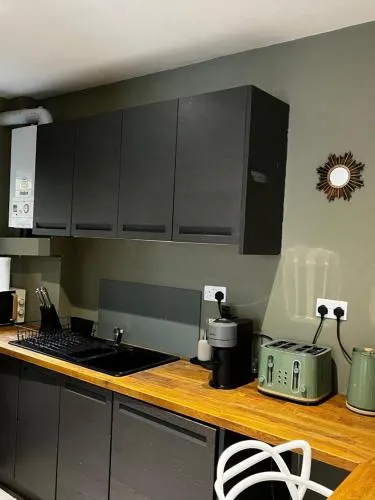 Lovely 1-Bedroom Apartment In London N1 - Image 1