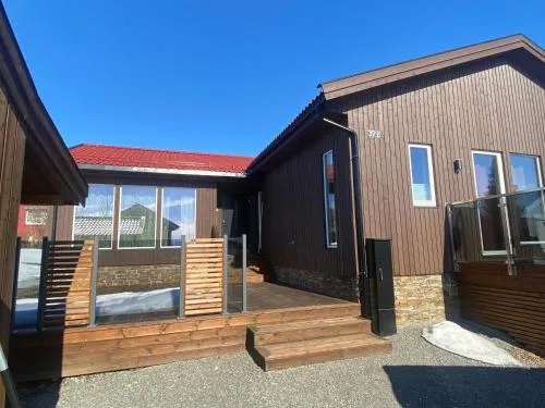 Lovely house on 1 flat with 2 terraces - Image 1