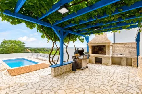 Villa Umago Istria - Image 1