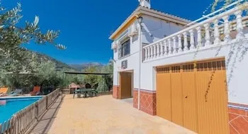 Casa Rural La Grana - Image 1