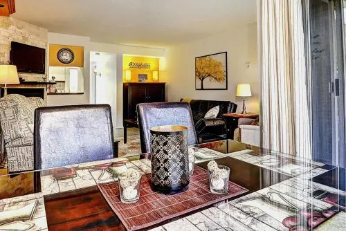 Condo 41 24 Chemin du Hameau by Les Chalets Alpins - Image 1