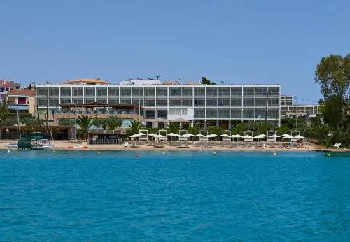 Nautica Bay Hotel - Image 1