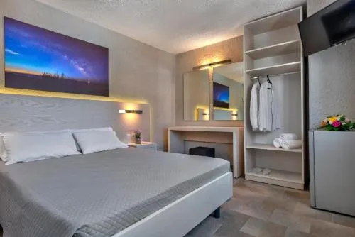 Hotel Halaris - Image 1