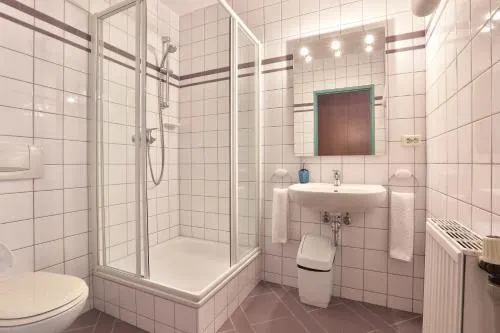 Hostel Minor - Image 1