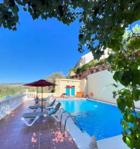 Villa Ignacia B&B - Image 1